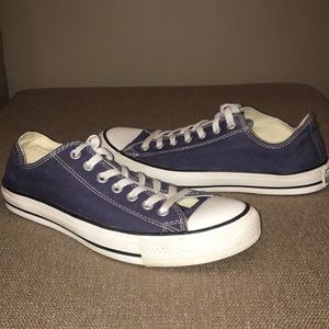 CONVERSE Chuck Taylors Women’s sz 10.5 (men’s 8.5)